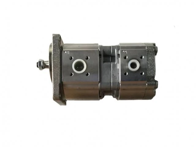 Hidrauliskais sūknis 84444862, kas paredzēts New Holland CS520 - CS540 - CS640 - CS660 - CSX7040 - CSX7050